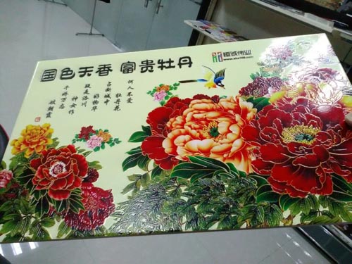 UV平板打印機如何控制成本提高生產(chǎn)？