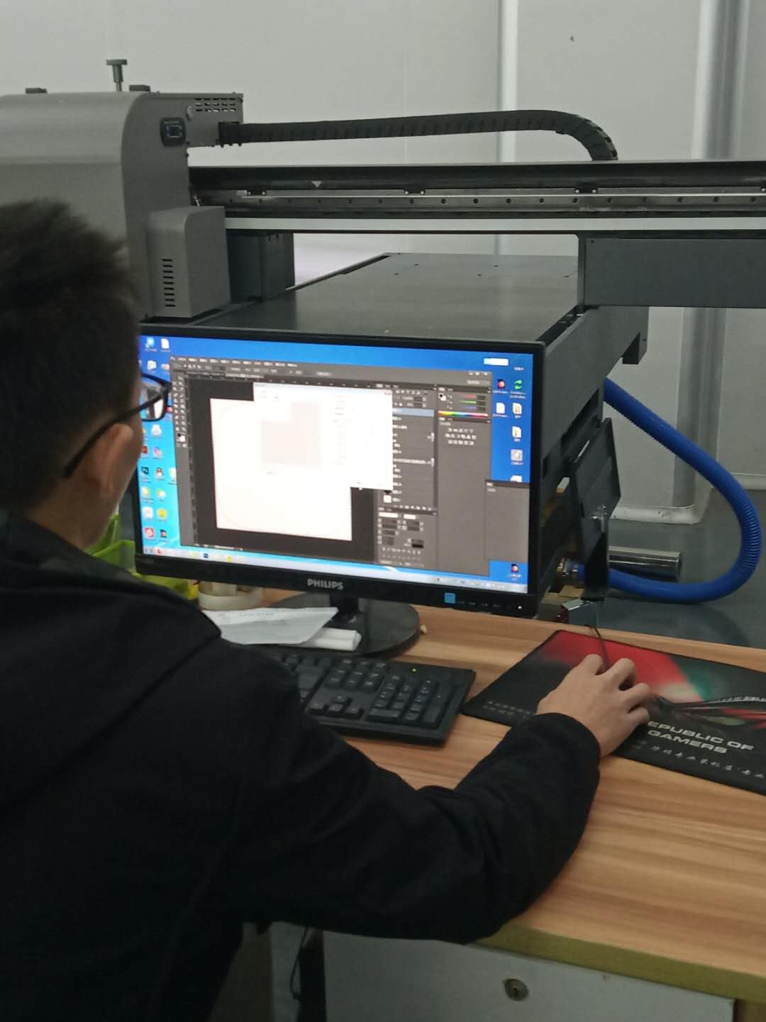 uv平板打印機(jī)新手操作者常見到的問題