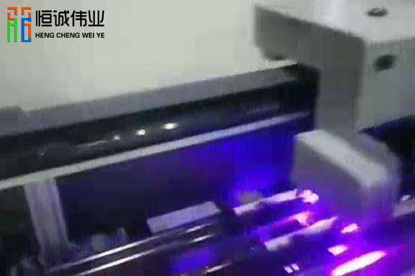 數(shù)碼直噴平板uv打印機的墨路系統(tǒng)