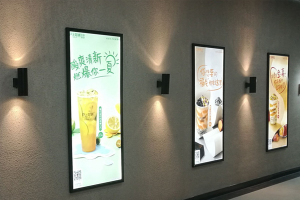 精致的設計可以讓uv平板打印機打印更完美